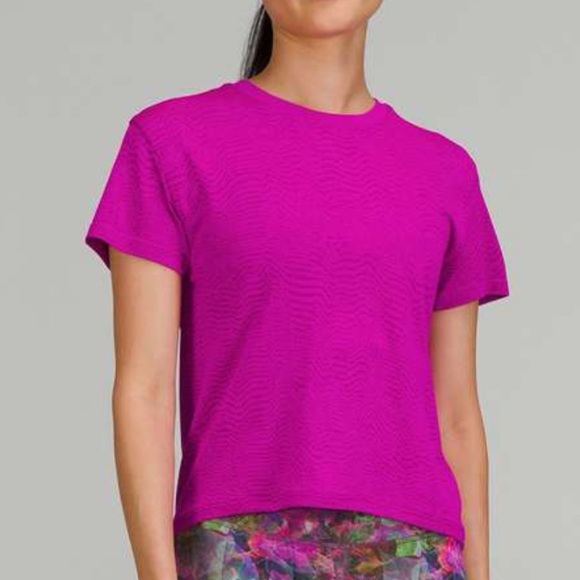 lululemon athletica Tops - Lululemon Train to Be Seamless Tee - Ripple Wave Purple Highlight/Magenta Purple